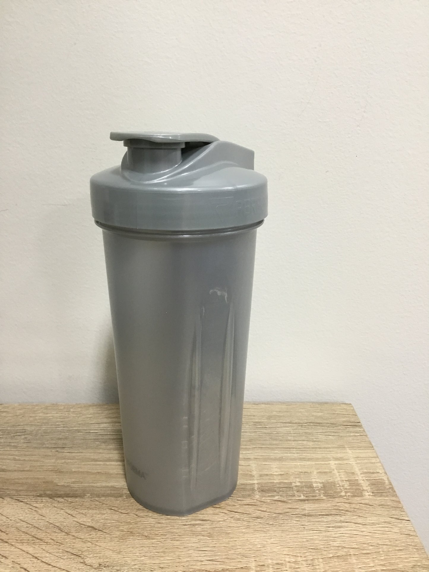 Performa 28oz shaker bottle-plain silver