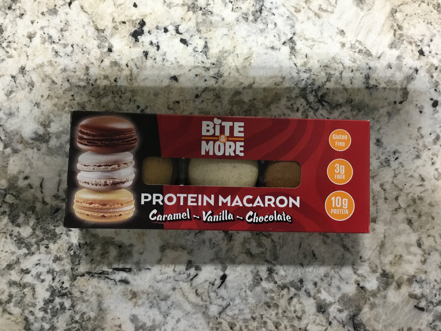 Bite more protein macaron